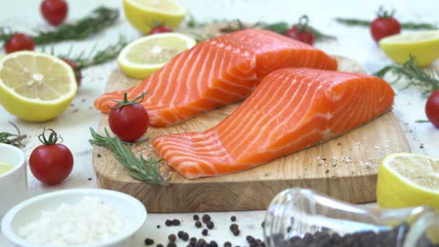 Как правильно выбрать семгу для новогоднего стола? Как правильно выбрать семгу для новогоднего стола?